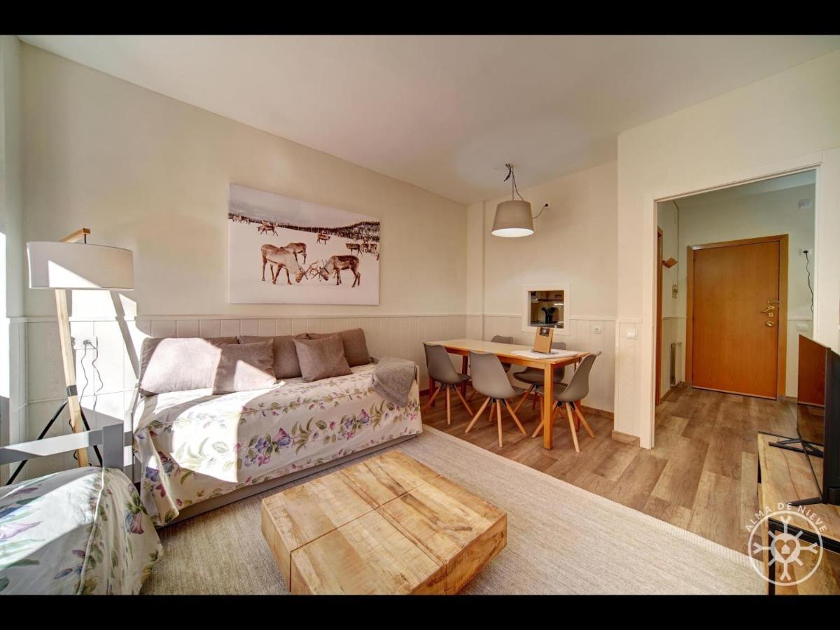 Maladeta De Alma De Nieve Apartment Baqueira Beret Exterior photo